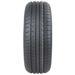 Close-up of Anchee AC808 Passenger Car Tyre tread pattern featuring finely divided grooves for excellent wet grip, noise reduction, and fuel efficiency