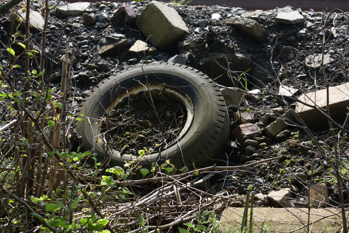 Tyre Pollution NZ 2025: The Hidden Emissions From Every Km You Drive