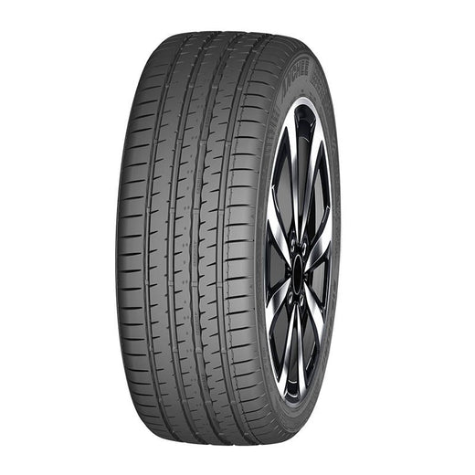 Anchee 225/45R18 high performance tyre